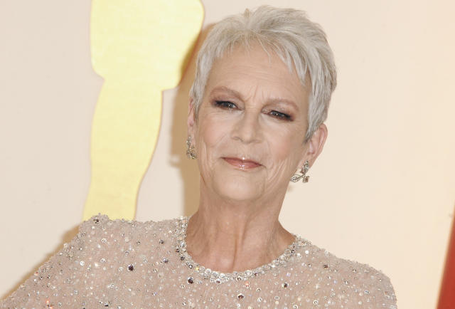 An Elegant Dress With A Deep Neckline Jamie Lee Curtis Showed Off Her