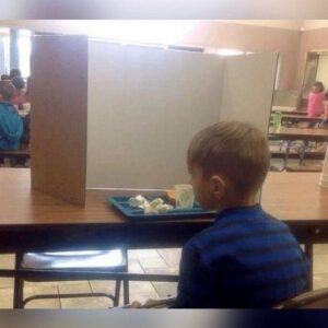 Mom visits late 6-year-old son during lunch – finds he’s been publicly ‘shamed’ by teachers