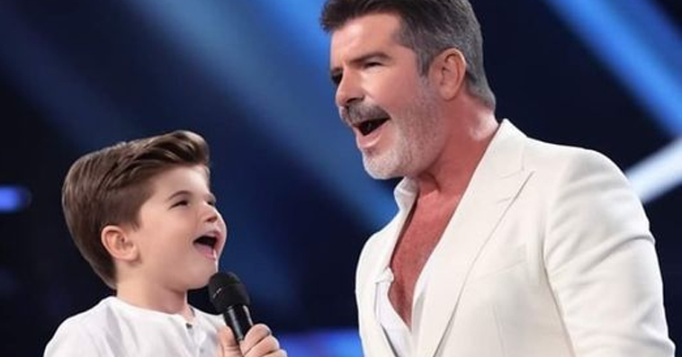 It was an unforgettable! Simon Cowell and son sing an Adorably Angelic ...