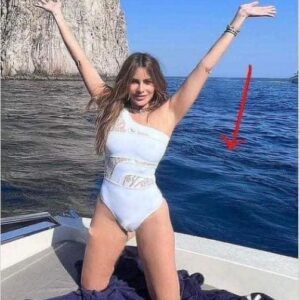 Sofia Vergara celebrates her 51st birthday in Italy, and fans discover an unsettling detail in her photos.