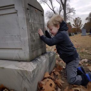 Boy Goes to Visit Twin Brothers Grave, Doesnt Return Home Even at 11 p,m