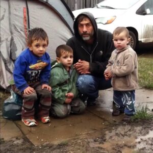 A father of three who lives in a tent selflessly donates his last  to a stranger at a gas station.