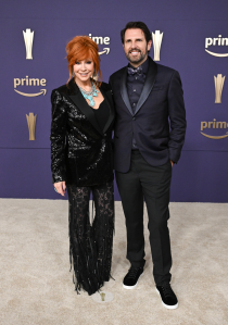 At 69, Reba McEntire wears transparent lace to 2024 ACM Awards, and everyone’s saying the same thing