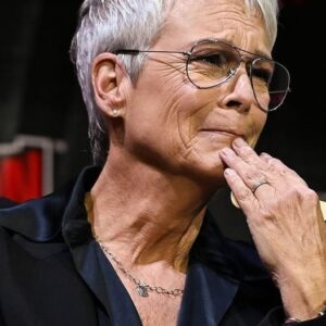 Overcome with emotion, Jamie Lee Curtis says the heartbreaking thing