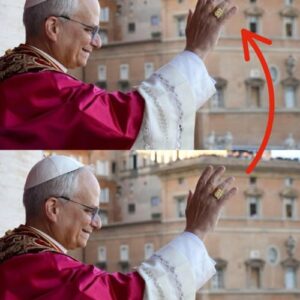 The Mysteries Hidden in the New Pope’s Ring: What Does Leo XIV Want to Tell Us?