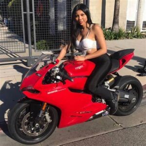 I Was Embarrassed by My Mother’s Motorcycle I Was Embarrassed by My Mother’s Motorcycle