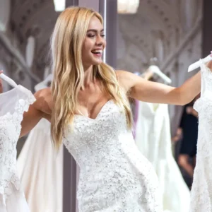 My Mom Told Me Not to Wear My Wedding Dress Because “It Would Outshine My Sister’s” — At My Own Wedding