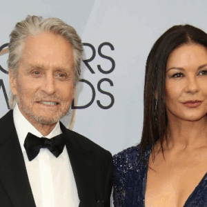 he would suit him as a daughter!» The rare appearance of Zeta-Jones and Douglas sparked reaction he would suit him as a daughter!» The rare appearance of Zeta-Jones and Douglas sparked reaction