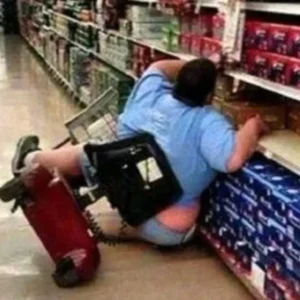 Everyone Who Knew Her Laughed At Her After Someone Snapped A Photo Of Her As She Fell Inside The Grocery Store