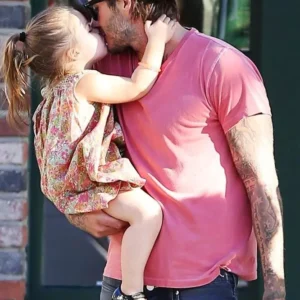 David Beckham’s 17-Year-Old Daughter Harper Reportedly Pregnant – But SH0CKINGLY Reveals The Baby’s Real Father Is… David Beckham’s 17-Year-Old Daughter Harper Reportedly Pregnant – But SH0CKINGLY Reveals The Baby’s Real Father Is…