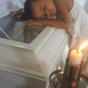 In The Middle Of The Service, The Child Quietly Stood Up And Went To Their Mother’s Coffin, And Pressed Their Ear Against It