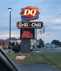 Wisconsin Dairy Queen’s Holiday Sign Sparks National Conversation