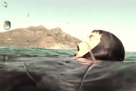 He Was Fighting for His Life in the Water — But What Came Next Left Everyone Speechless He Was Fighting for His Life in the Water — But What Came Next Left Everyone Speechless