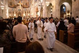 WHEN CRUELTY TURNED INTO COURAGE IN A CHURCH