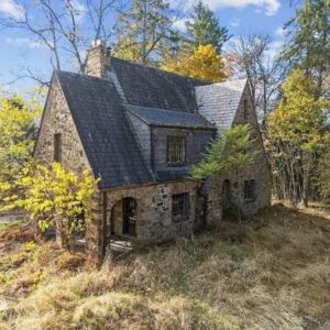 1.9 Acres Lot 3 beds, 3 baths 5,000……See more