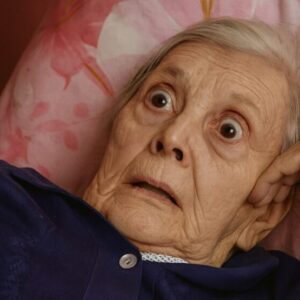 The old lady took pity on the young man who had nowhere to spend the night: that night the woman woke up to the sound of the young man slowly coming into her room, approaching the bed — and doing this…