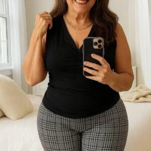 The first time you touch an old woman down there, it feels more! see more!