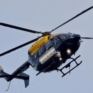 The police in a helicopter thought the kids were playing, but then realized that the children were trying to tell them something through a secret sign. When they looked in that direction, they couldn’t believe their eyesLook what they saw in that direction: Check the comments⬇️⬇️