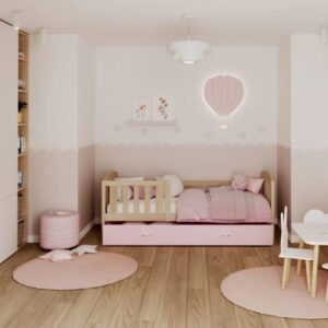 A girl called the emergency service and said she heard strange noises under her bed: when the police looked under the bed, they saw something terriblE