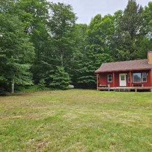 Escape to the Wilderness: Cozy 10-Acre Cabin Retreat in Michigan’s Hulbert Area for Just ,000