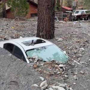 HORRIFYING DISCOVERY AFTER MASSIVE MUDSLIDE BURIES ENTIRE COMMUNITY IN TRAGEDY